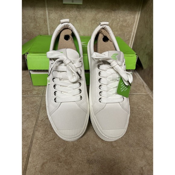 Cariuma OCA Low Off-white Canvas Sneaker US Woman 10 New Open Men’s 8.5 Open Box - Picture 1 of 10